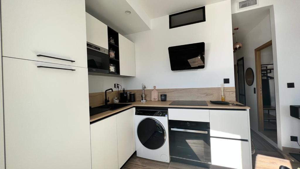 Face Au Vieux Port Vue 180 De Notre Dame Au Panier Apartment มาร์กเซย ภายนอก รูปภาพ