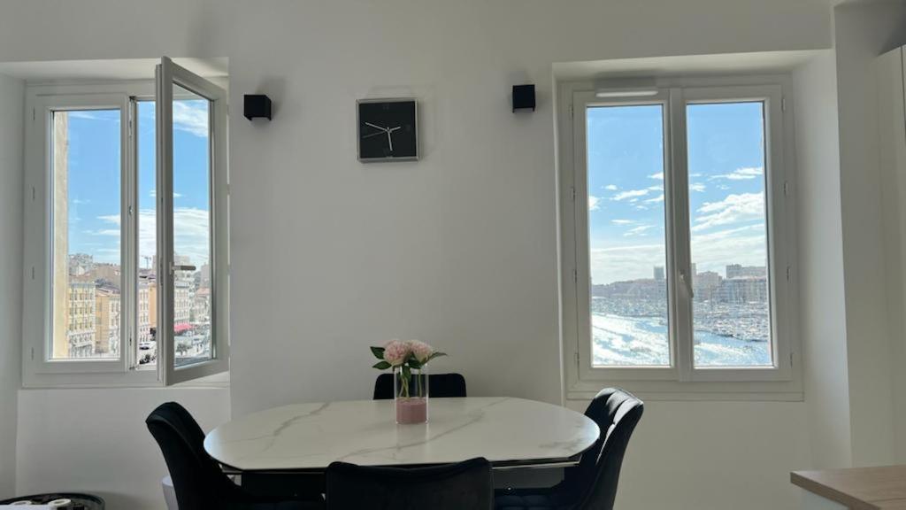 Face Au Vieux Port Vue 180 De Notre Dame Au Panier Apartment มาร์กเซย ภายนอก รูปภาพ