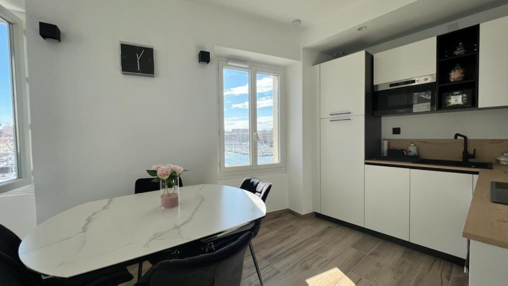 Face Au Vieux Port Vue 180 De Notre Dame Au Panier Apartment มาร์กเซย ภายนอก รูปภาพ